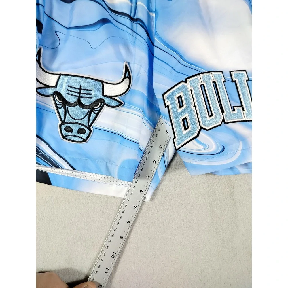 Chicago Bulls Shorts Men's Large Blue NBA Basketball Swim Trunks‎ Pro Standard
